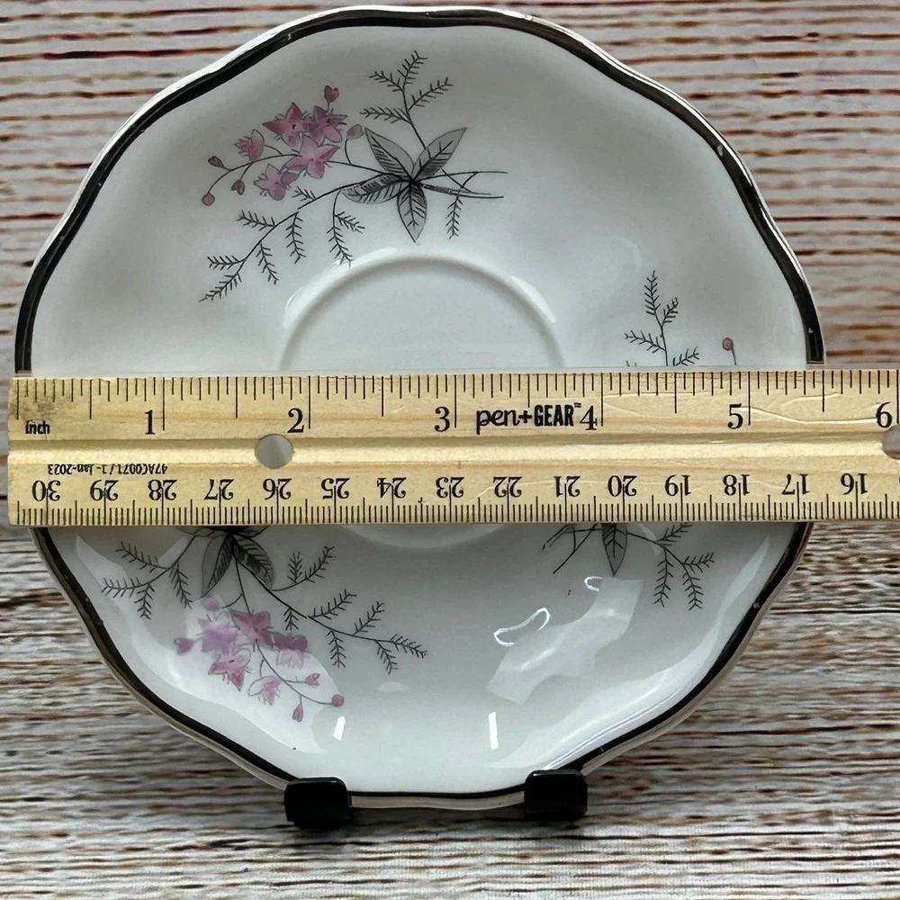Favolina Karolina Jarolina Poland 3879 Saucer‎ Silver Scalloped Floral 12